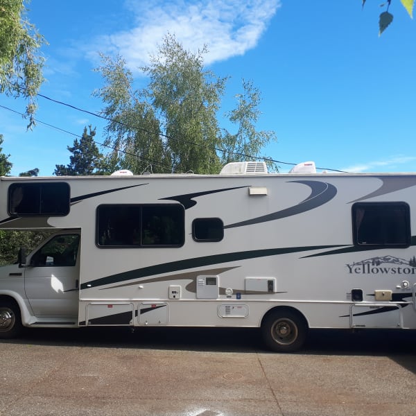 2009 Other Other Class C available for rent in Victoria, British Columbia