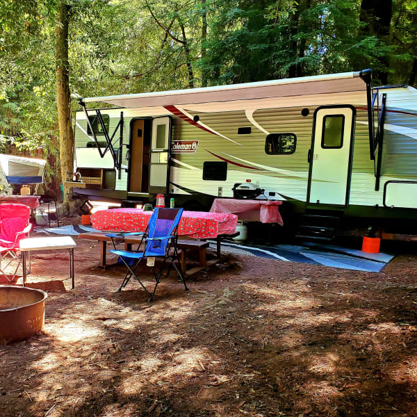 2017 Coleman 285bh Travel Trailer available for rent in Salinas, California
