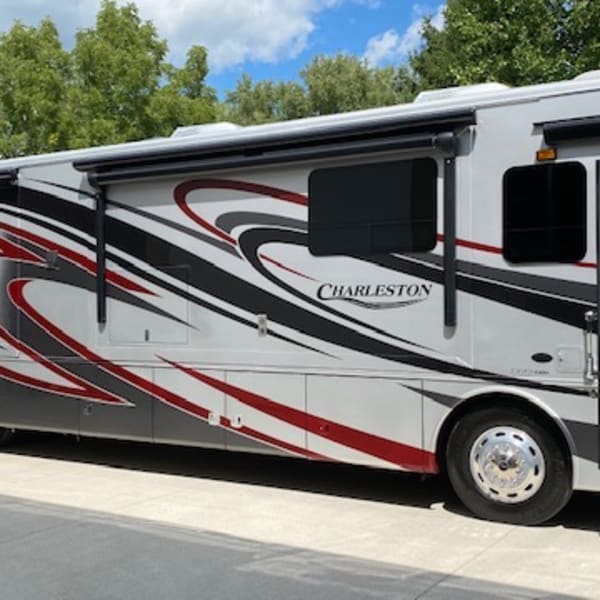 2015 Charleston Charleston Motorhome Class A available for rent in Grand Rapids, Ohio