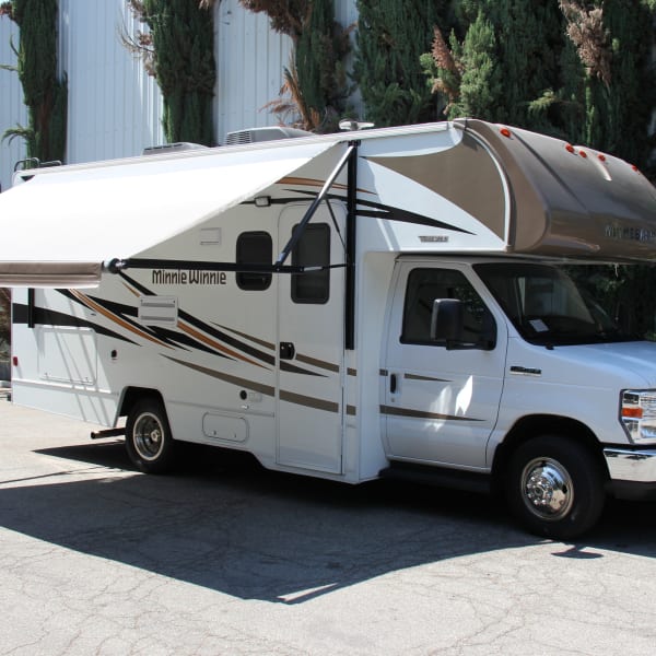 2019 Winnebago Minnie Winnie-Hook Class C available for rent in Los Angeles, California
