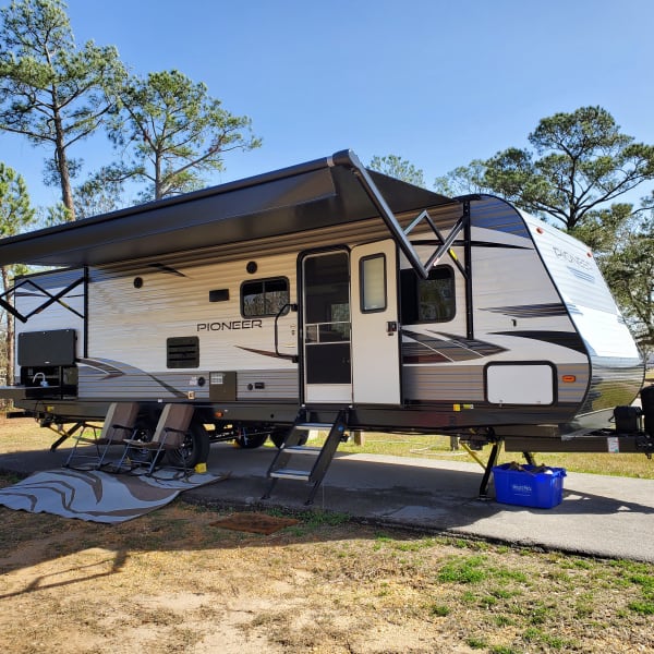 2021 Heartland Pioneer Travel Trailer available for rent in Gulfport, Mississippi