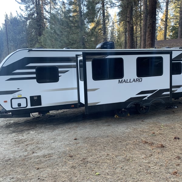 2021 Heartland Mallard Travel Trailer available for rent in HUME, California