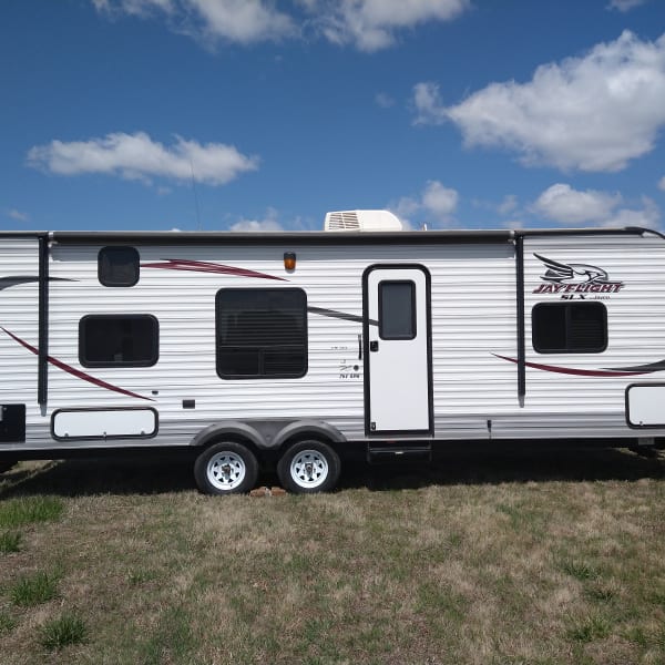 2015 Jayco Jay Flight Slx 264 BHW Travel Trailer available for rent in Goddard, Kansas