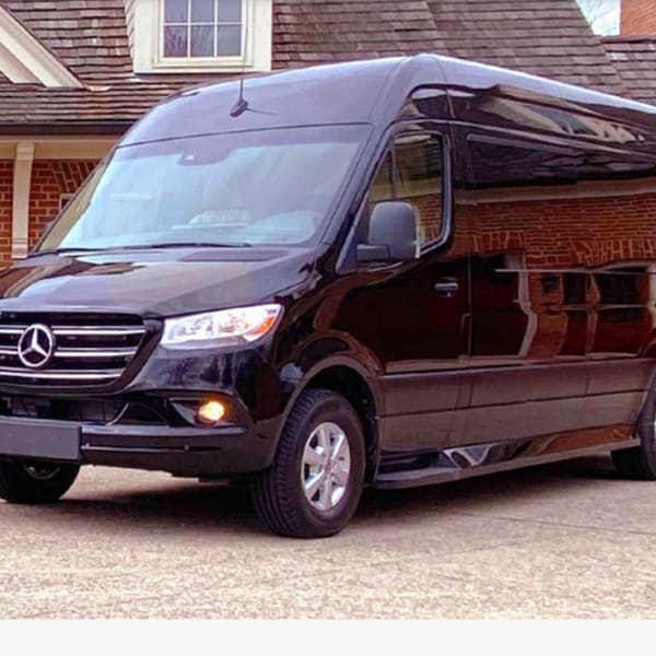 2022 Mercedes Benz Sprinter 3500XD Class B available for rent in Oshkosh, Wisconsin