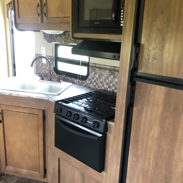 2016 Forest River Coachmen Catalina Travel Trailer available for rent in Auburn, Michigan
