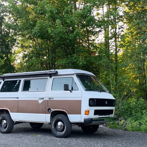 1984 Volkswagen T3 Westfalia Class B available for rent in Saint Nicolas, Quebec