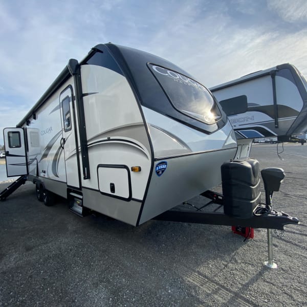 2021 Keystone Cougar Half-Ton Travel Trailer available for rent in Evansville, Wyoming