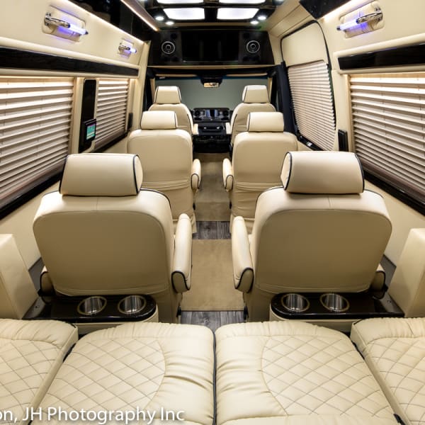 2022 Midwest Automotive Designs Presidential Class B available for rent in Charleston, South Carolina