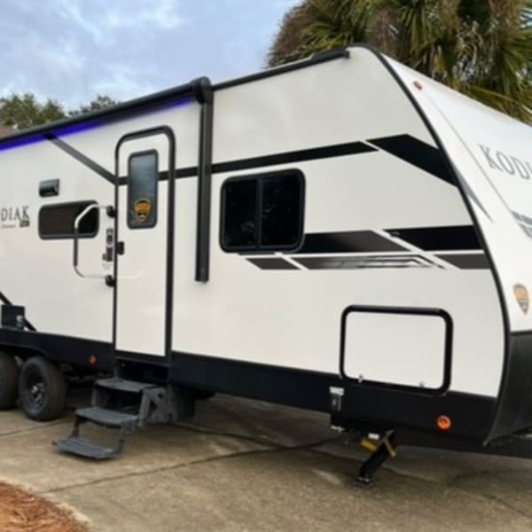 2021 Dutchmen Kodiak Travel Trailer available for rent in Pensacola, Florida