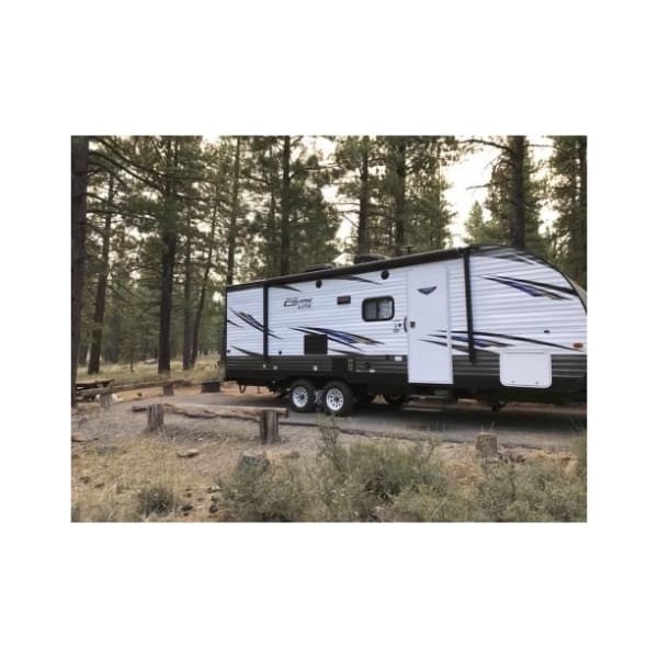 2018 Forest River Salem Cruise Lite Travel Trailer available for rent in Castle Rock, Colorado