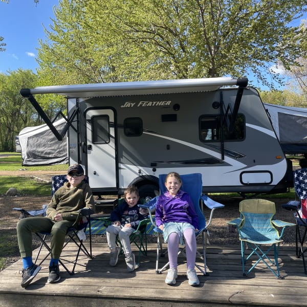 2016 Jayco Jay Feather Travel Trailer available for rent in Grand Forks, North Dakota