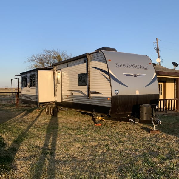 2020 Keystone RV Springdale Travel Trailer available for rent in Yukon, Oklahoma