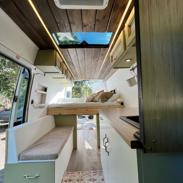 2006 Mercedes-Benz Sprinter Class B available for rent in Sebastopol, California