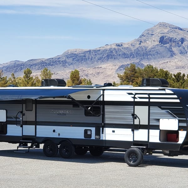 2022 Grand Design Transcend 321BH Travel Trailer available for rent in Nlv, Nevada