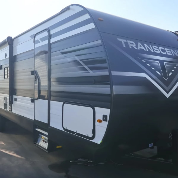 2022 Grand Design Xplor Travel Trailer available for rent in Santa Maria, California