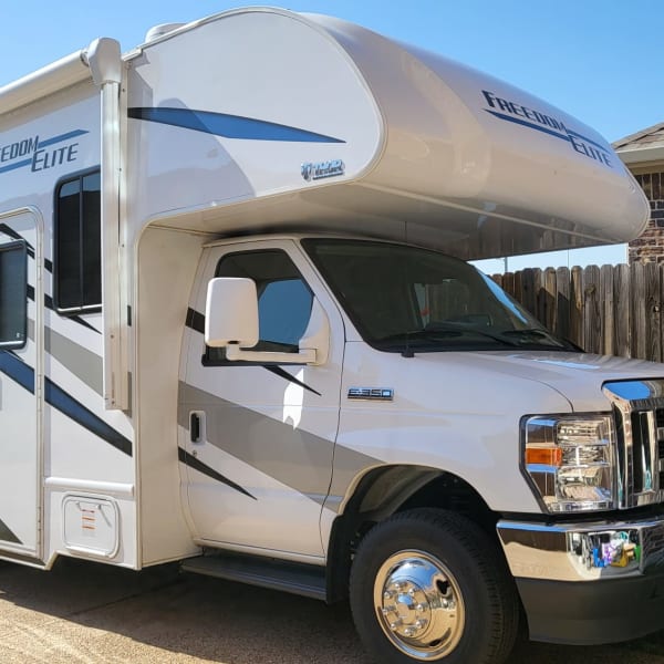 2022 Ford Freedom Elite Class C available for rent in Rockwall, Texas