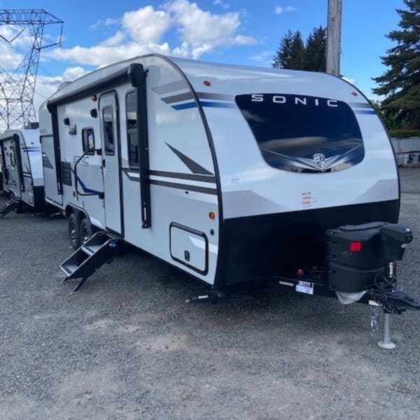 2022 Venture 4ezt22329n4011299 Travel Trailer available for rent in Forest Grove, Oregon