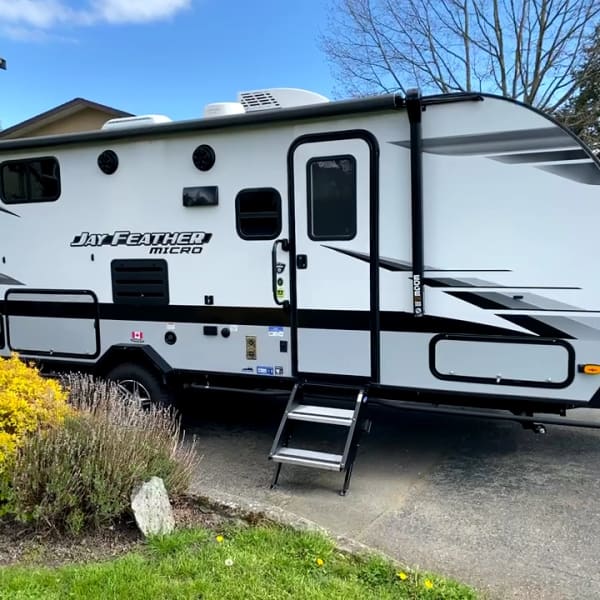 2022 jayco Jay feather 199mbs Travel Trailer available for rent in Saanich, British Columbia