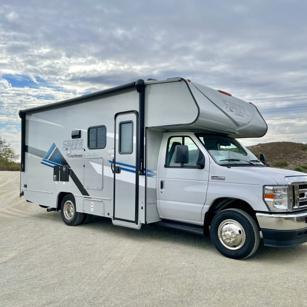 2022 Forest River Coachmen Cross Trail XL Class C available for rent in Columbia, Tennessee