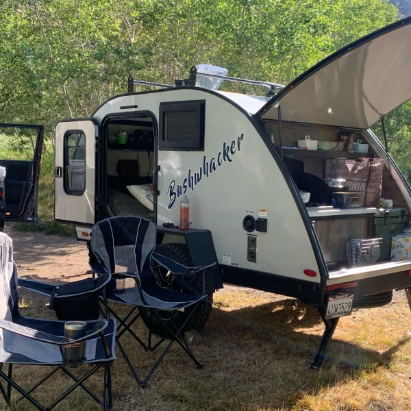 2021 Braxton Creek Bushwhacker Travel Trailer available for rent in Mount Shasta, California
