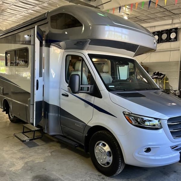 2023 Winnebago View Class C available for rent in Los Angeles, California