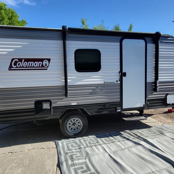 2022 Dutchmen Coleman Lantern LT Travel Trailer available for rent in Newdale, Idaho