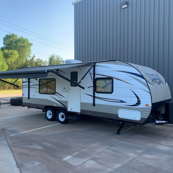 2016 Forest River Wildwood X-Lite Travel Trailer available for rent in Edmond, Oklahoma