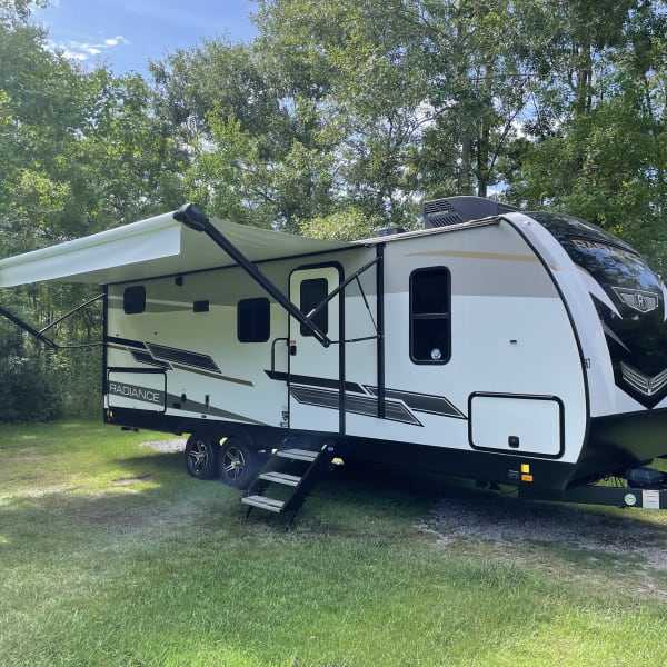 2022 Cruiser Rv Corp Radiance Travel Trailer available for rent in Picayune, Mississippi