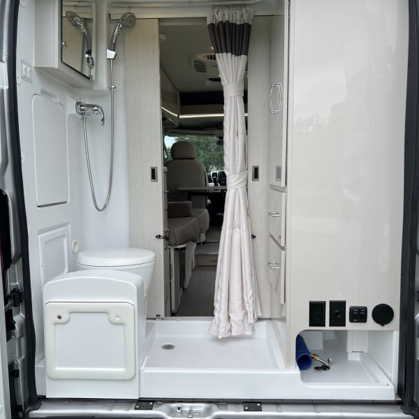 2022 Thor Rize Class B available for rent in Bay St Louis, Mississippi