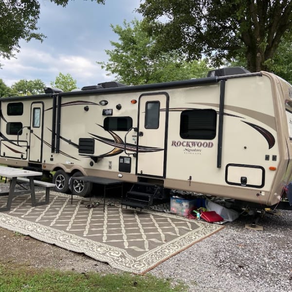 2017 Forest River Rockwood Signature Ultra Lite Travel Trailer available for rent in Sevierville, Tennessee