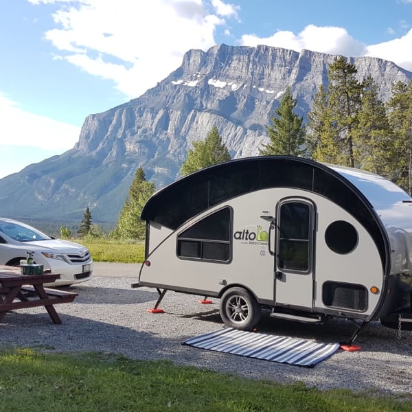 2022 Safari Condo Alto R1723 Bunkhouse Travel Trailer available for rent in Toronto, Ontario