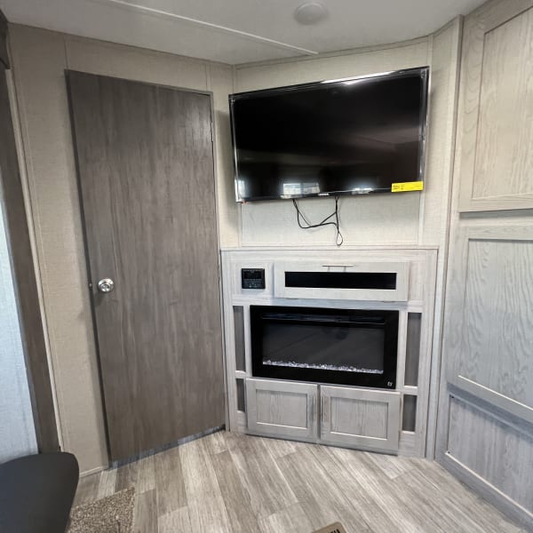 2022 Coachmen Catalina Travel Trailer available for rent in Oxnard, California