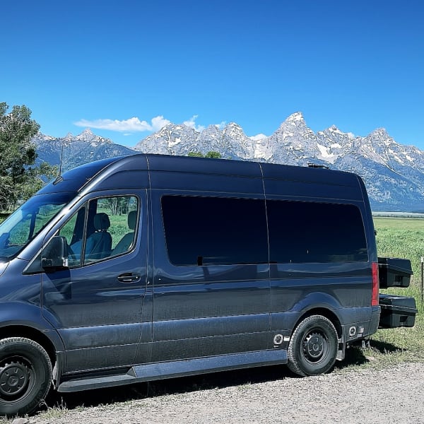 2022 Ultimate Toys Ultimate Cruiser Class B available for rent in Rochester Hills, Michigan