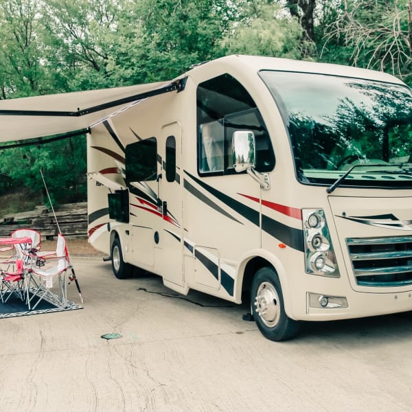 2018 Thor Vegas Class A available for rent in Mansfield, Texas