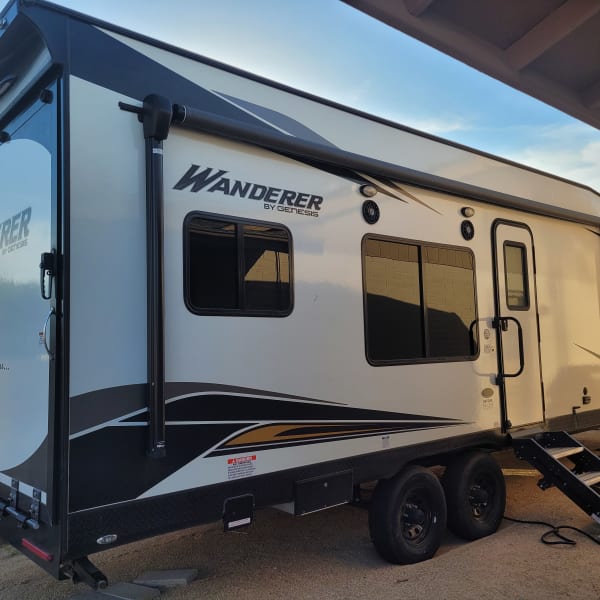 2021 Genesis Supreme Rv Wanderer Toy Hauler available for rent in Glendale, Arizona