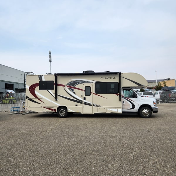 2019 Thor Chateau Class C available for rent in Calgary, Alberta