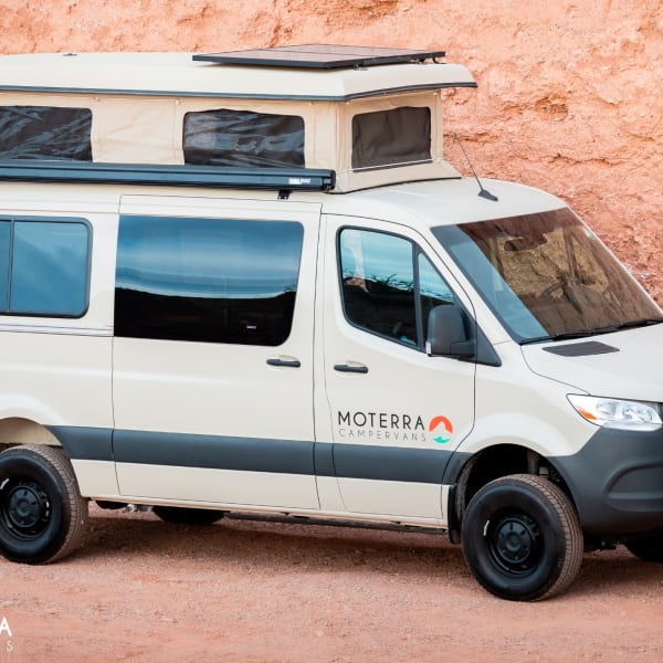 2020 Mercedes-Benz Sprinter Class B available for rent in Seattle, Washington