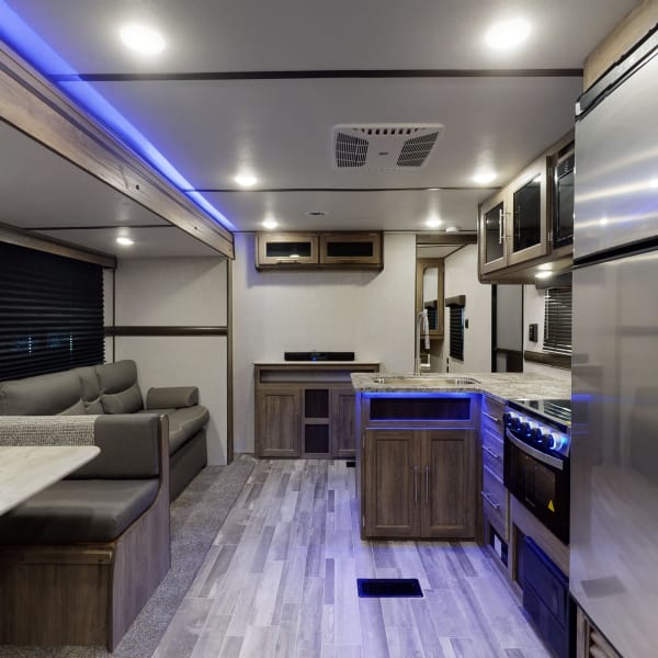 2022 Crossroads Zinger Travel Trailer available for rent in Neenah, Wisconsin