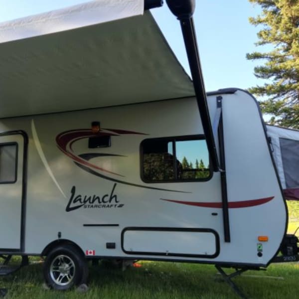2016 Starcraft Launch Travel Trailer available for rent in Airdrie, Alberta