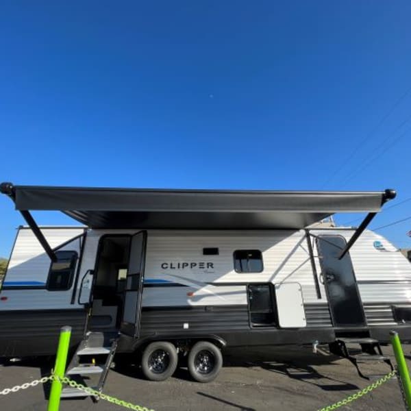 2023 Coachmen Clipper 262 BH C Travel Trailer available for rent in Oxnard, California