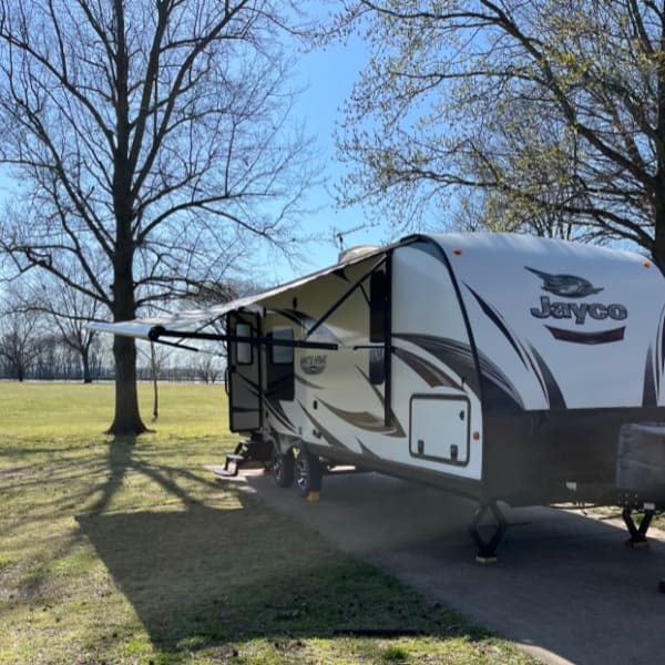2017 Jayco White Hawk Travel Trailer available for rent in Searcy, Arkansas