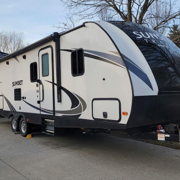 2019 Crossroads RV Sunset Trail Super Lite Travel Trailer available for rent in Cobourg, Ontario