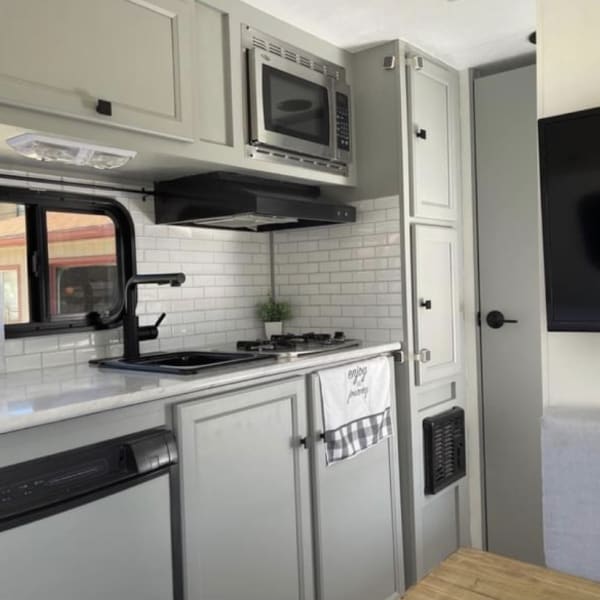 2015 Forest River Viking Travel Trailer available for rent in aurora, Colorado