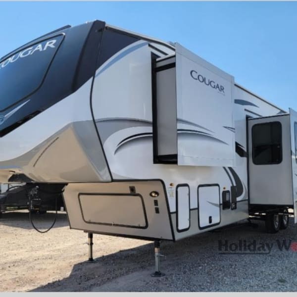 2023 Keystone Cougar Fifth Wheel available for rent in Livingston, New Jersey
