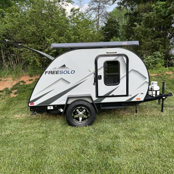 2022 Braxton Creek Free Solo Travel Trailer available for rent in Lexington, North Carolina