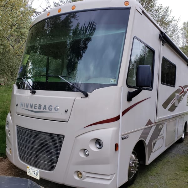 2017 Winnebago Vista Class A available for rent in Fredericksburg, Virginia