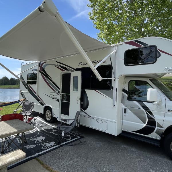 2021 Thor Motor Coach Four Winds Class C available for rent in Springdale, Arkansas