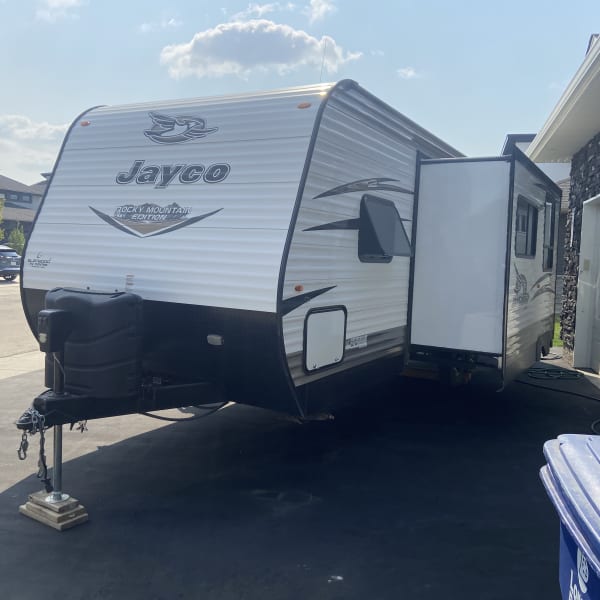 2018 Jayco Jay Flight SLX Travel Trailer available for rent in Saskatoon, Saskatchewan