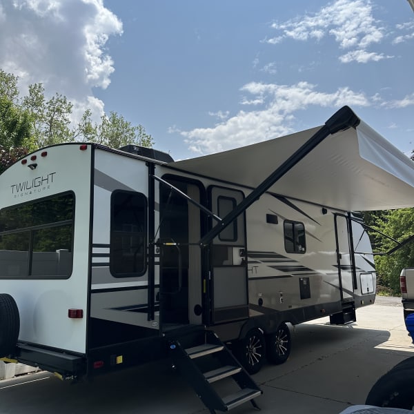2022 Twilight RVS Signature Travel Trailer available for rent in Hamilton, Georgia