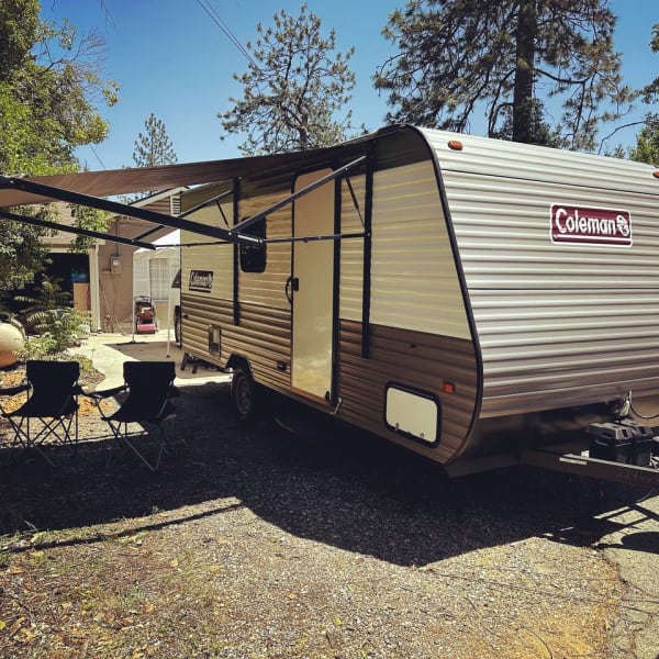 2023 Dutchmen Coleman Lantern LT Travel Trailer available for rent in Roseville, California